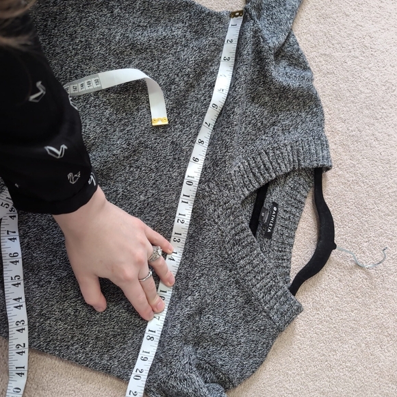 Athleta Lounge Athleisure Country Club Merino Wool Cashmere V-Neck Sweater XS - Picture 4 of 8